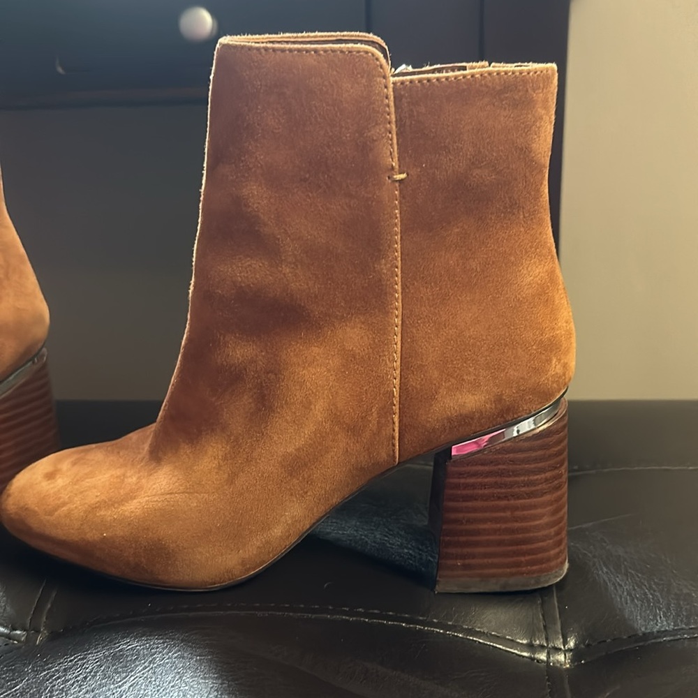 Aldo boots size 8.5
